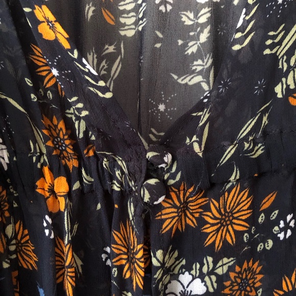 Anthropologie floral dressing gown - Picture 3 of 4